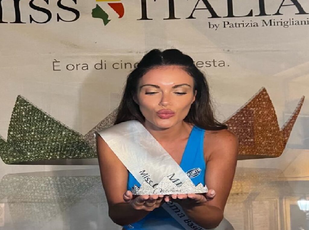 Miss Italia, un'altra casertana in semifinale una comunità sogna lo