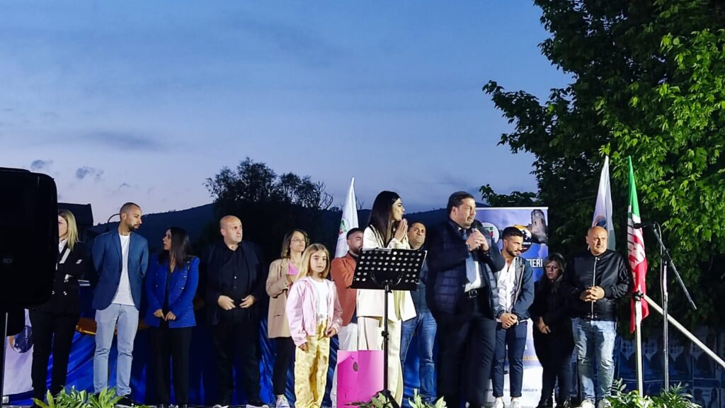 Antonella Lettieri ringrazia