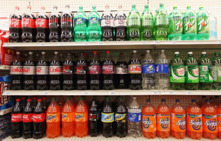 Rincari in vista per Coca Cola, aranciata e succhi: ecco perché