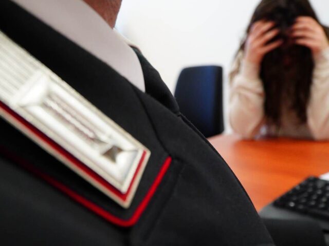 Torna dall’ex e si becca l’arresto, giudice lo grazia