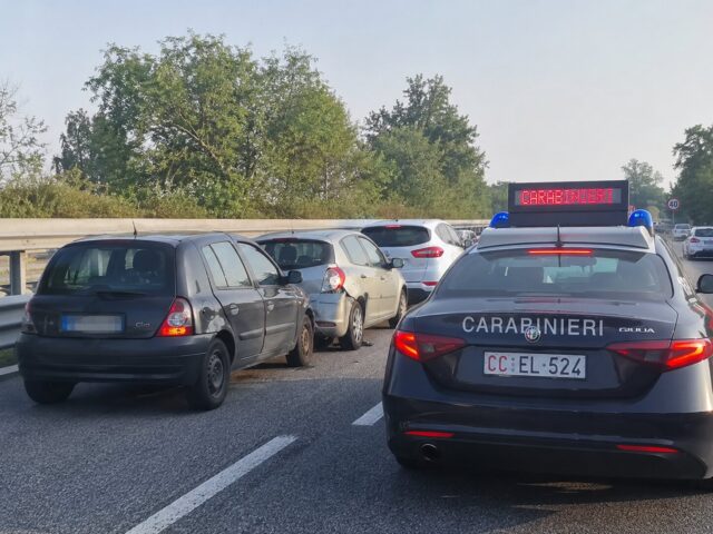 Tamponamento A Catena Sull Asse Mediano Disagi Alla Circolazione tamponamento-a-catena-sull-asse-mediano-disagi-alla-circolazione