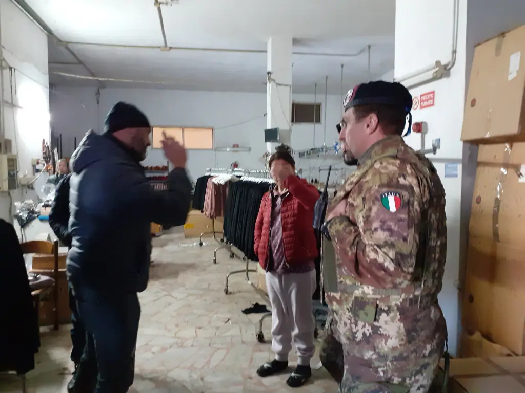 Blitz in 4 Comuni del Casertano: al setaccio 9 aziende. Scattano i sequestri. FOTO