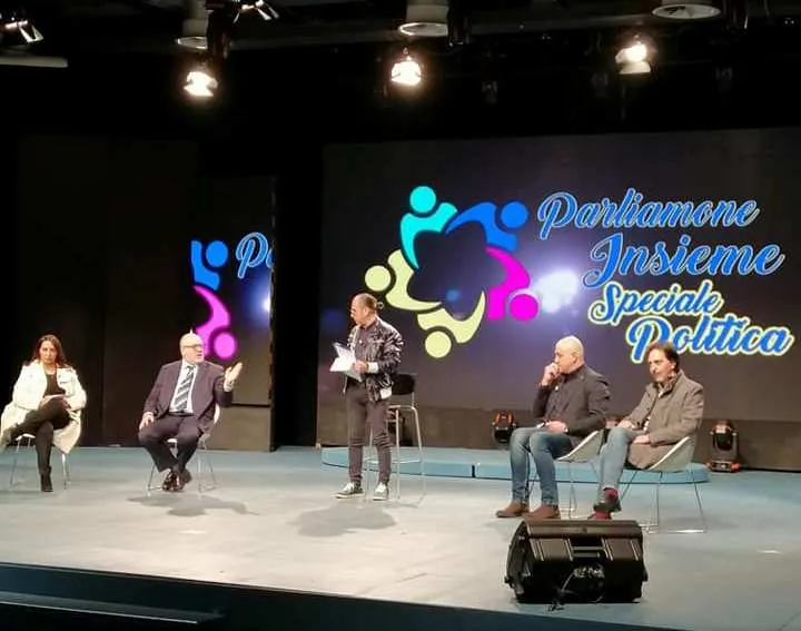 Conduttore televisivo pronto a denunciare: mi stanno intimidendo