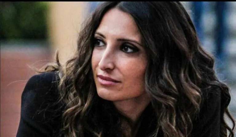 La D’Angelo rinuncia all’indennità