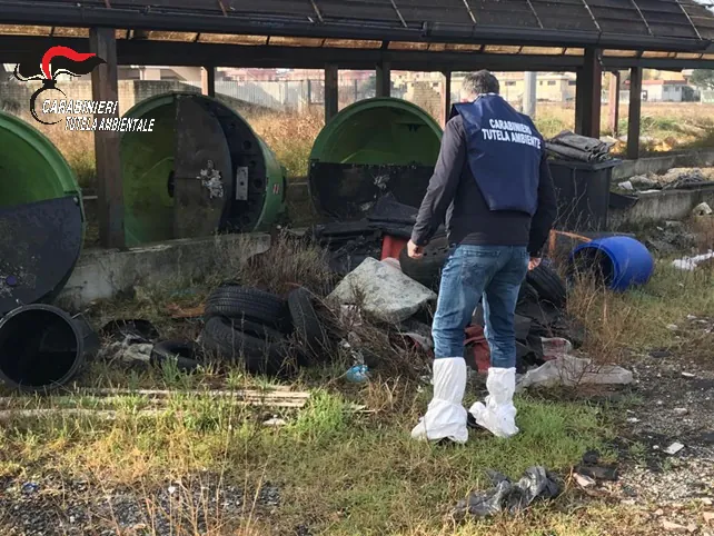 LE FOTO. Sequestro da 350mila euro, ecco cosa hanno trovato gli uomini del Noe