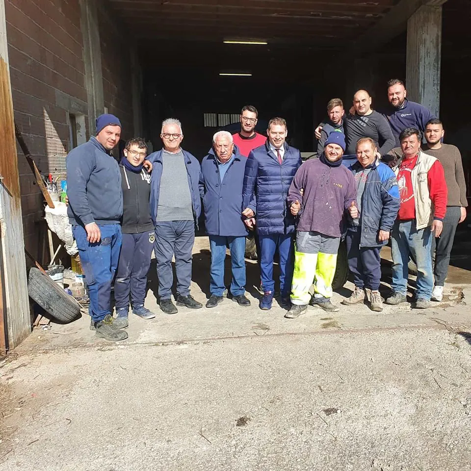 Grande attesa per il carnevale di San Felice: il sindaco in visita all’associazione Arca