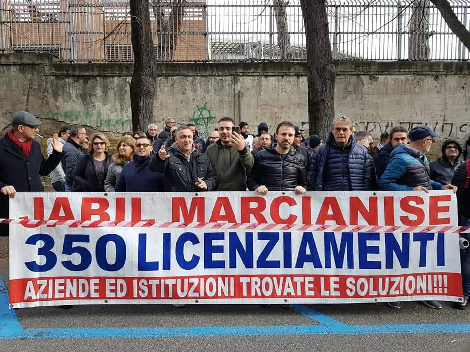 Jabil, tensione alle stelle: 350 verso il licenziamento