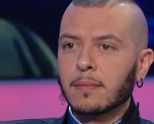 Marco Sentieri da Sanremo a Storie Italiane: “Bullismo vissuto sulla mia pelle”