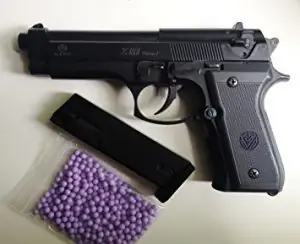Ragazzino di 12 anni ferito con la pistola