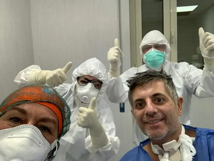 Titolare di agenzia di viaggi sconfigge il Coronavirus dopo 23 giorni in Rianimazione