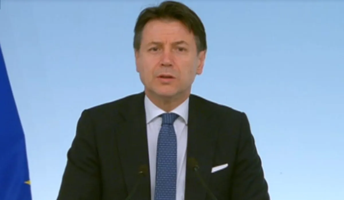 Coronavirus, varato il maxi-decreto da 25 miliardi. Conte: “Nessuno si senta abbandonato”. VIDEO