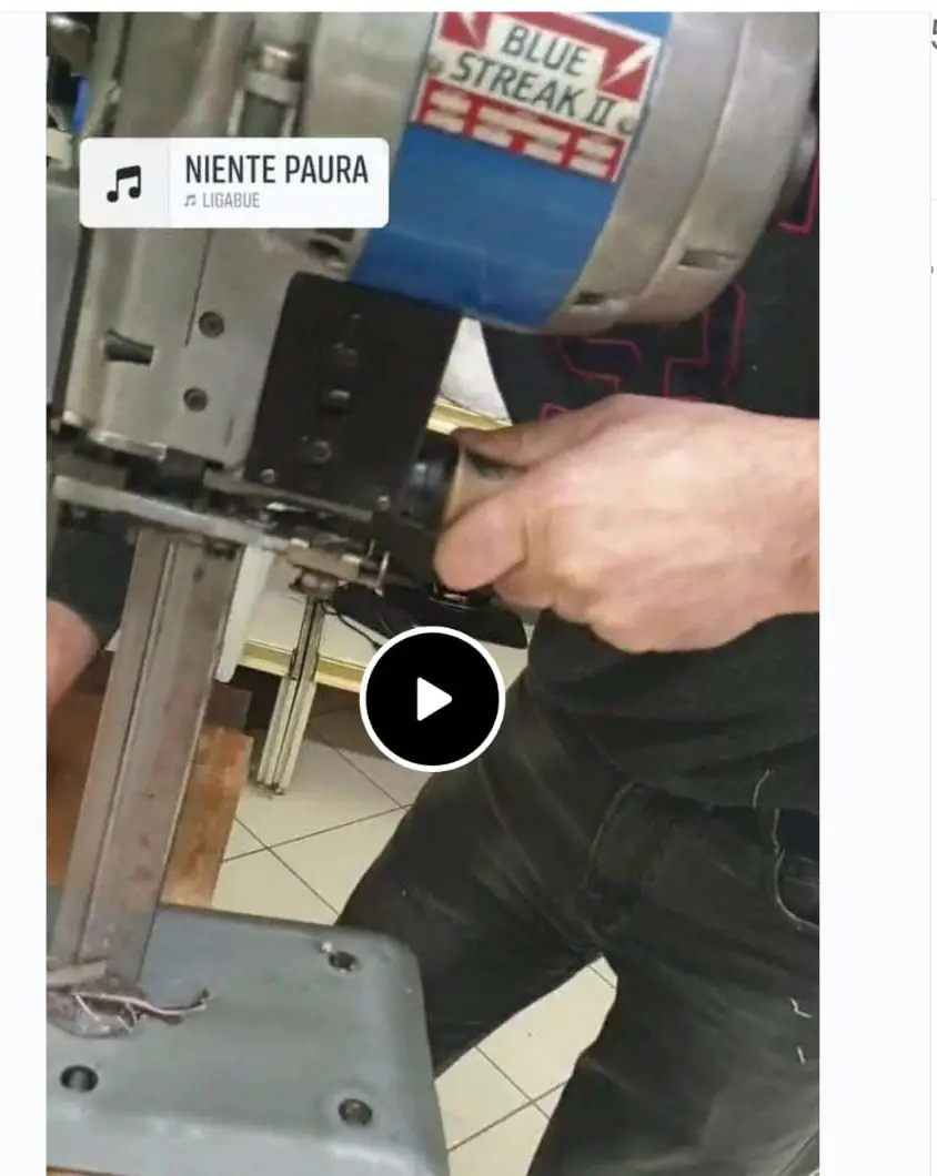 Cremeria produce mascherine non a norma, cittadini chiamano carabinieri