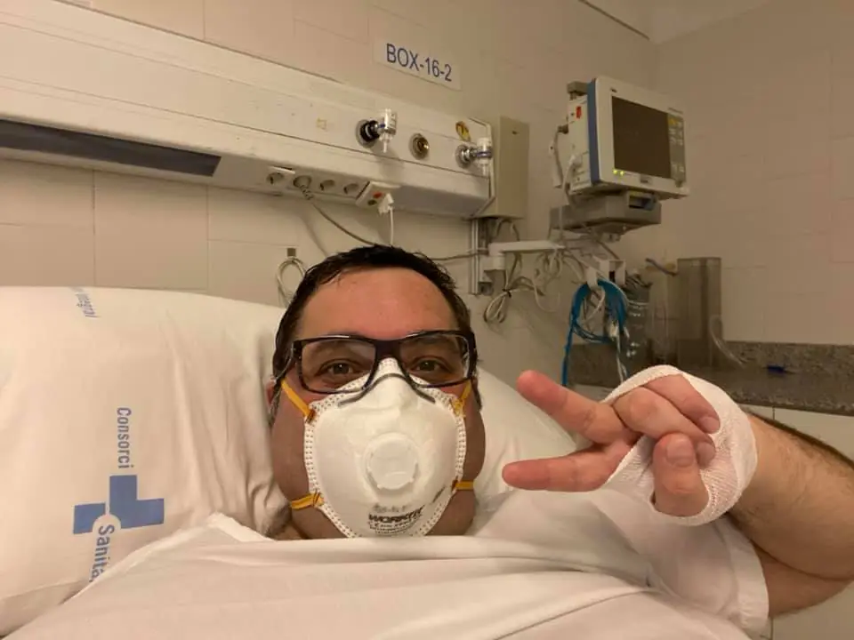 Medico aversano colpito da Covid19 a Barcellona: “Salviamo sempre le vite, presto ve lo dimenticherete ancora”