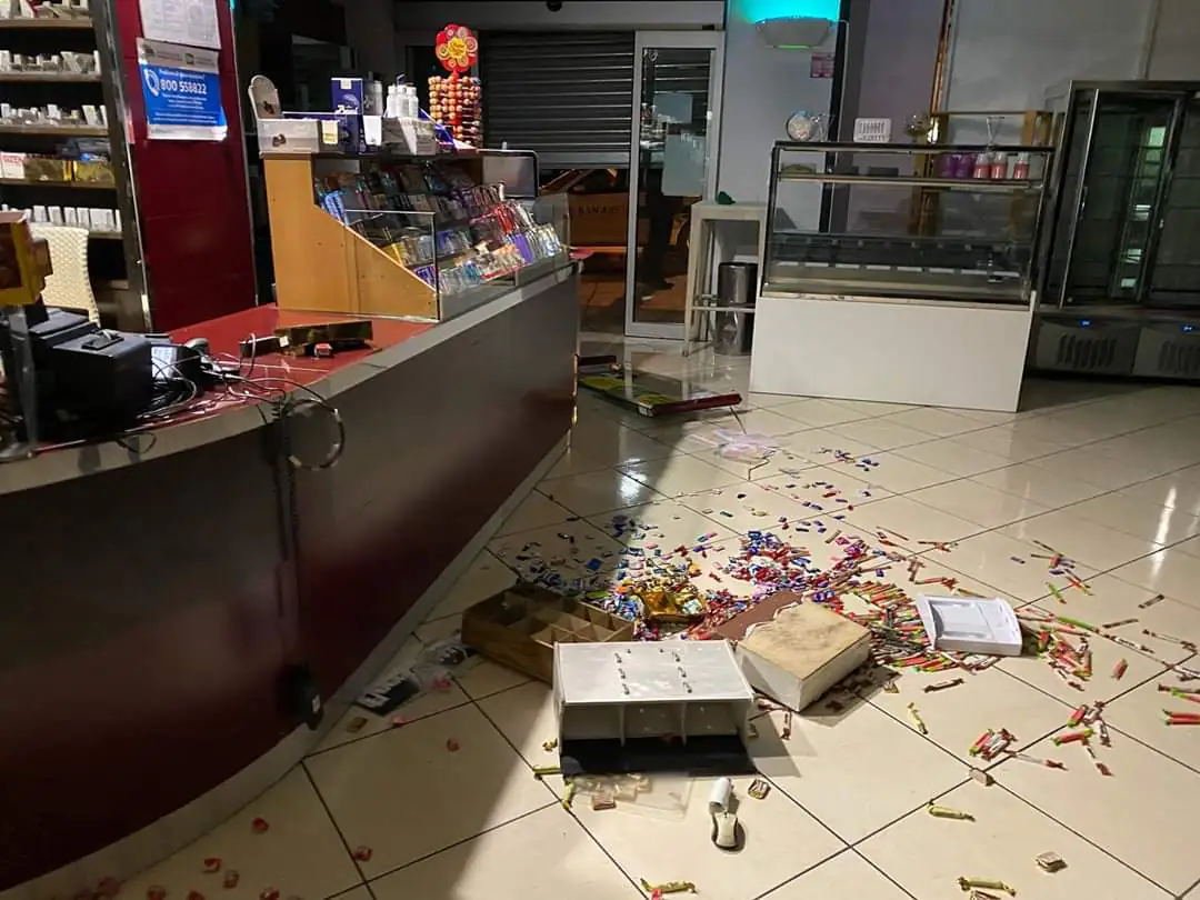Bar svaligiato di nuovo dopo una settimana. Foto