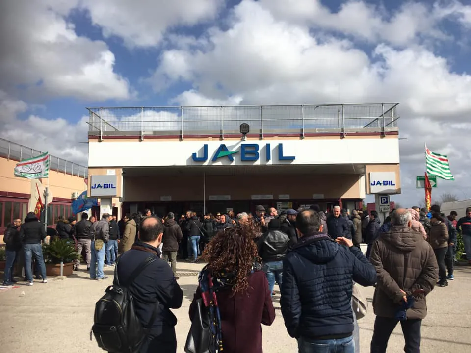 Emergenza Covid, Jabil chiude fino al 3 aprile