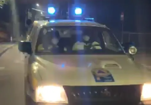 Assembramenti in strada: “Altoparlanti per tenere gente a casa”