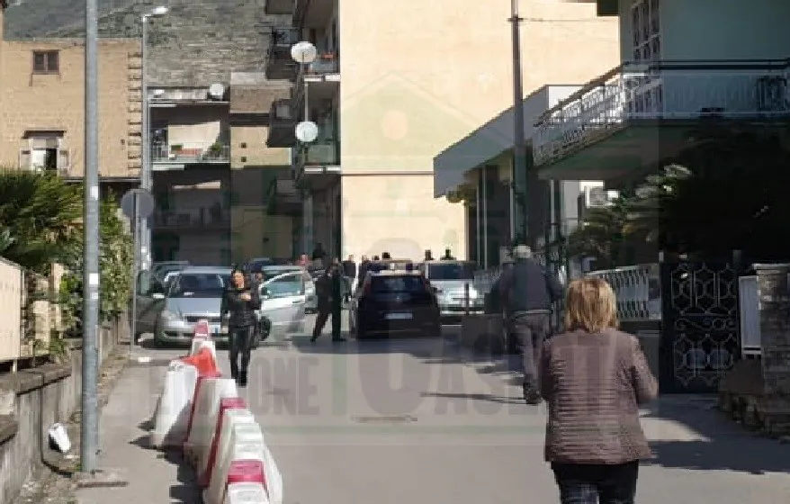 Choc fuori la Posta: 2 persone fermate dai carabinieri