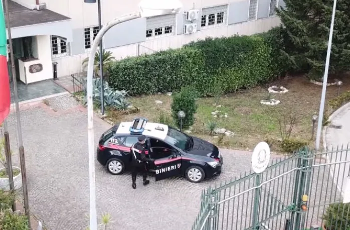 La Pasquetta stupefacente di pregiudicati e clienti della Valle: 8 beccati con la droga