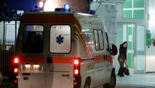 Si impicca per farla finita, arriva un carabiniere in extremis