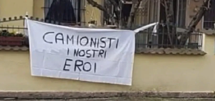Coronavirus, l’impegno dei camionisti per non fermare l’Italia: il video-omaggio di Manna e Guarino