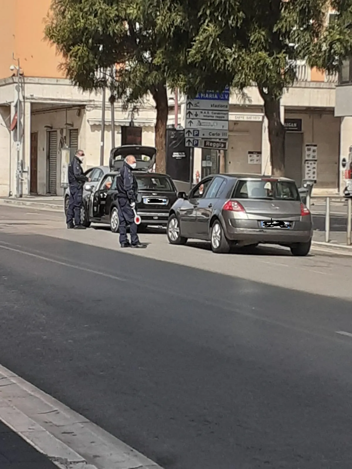 Controlli a tappeto a Via Roma: vigili a lavoro nel casertano