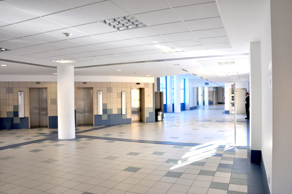 Medici e infermieri positivi, direzione dell’ospedale fa ripetere i tamponi