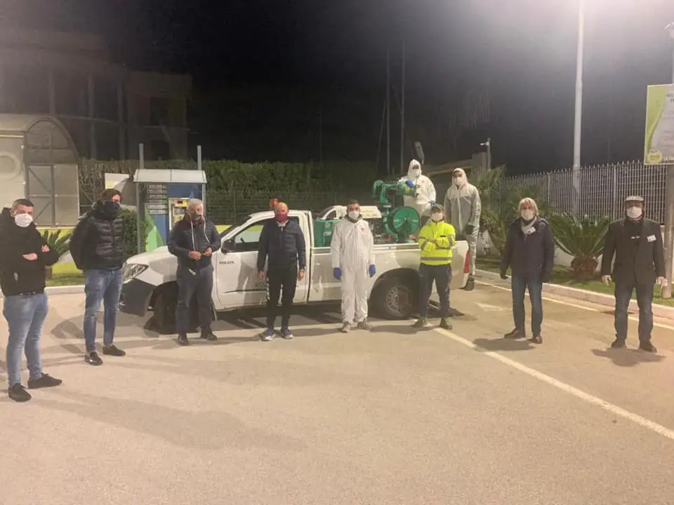 A San Felice consigliere si munisce del cannone omni direzionale per distruggere i batteri