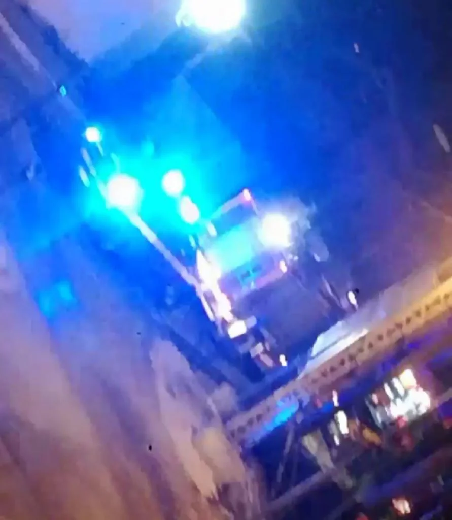 Cade in casa e resta bloccato: arrivano vigili del fuoco e carabinieri