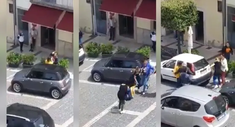 Dimenticano regole anti contagio, donne si prendono a botte in strada