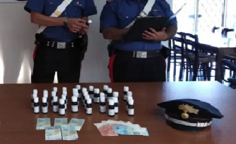 Va al Sert con passaporto falso per fare scorta di metadone: arrestato