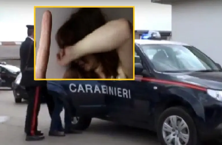 Strangola madre sotto gli occhi dell’amica, si salva in extremis