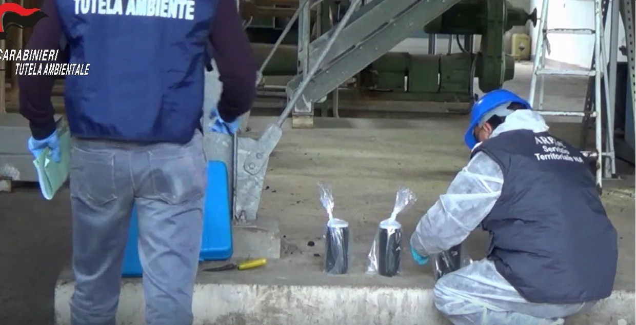 Dodici depuratori sequestrati a ridosso della Valle: 33 indagati