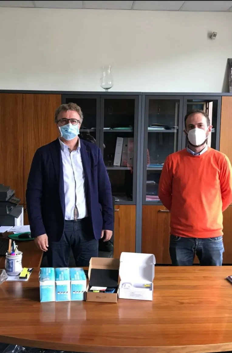 Sinergia tra l’amministrazione e le attività produttive: la A&D dona Dispositivi di Protezione