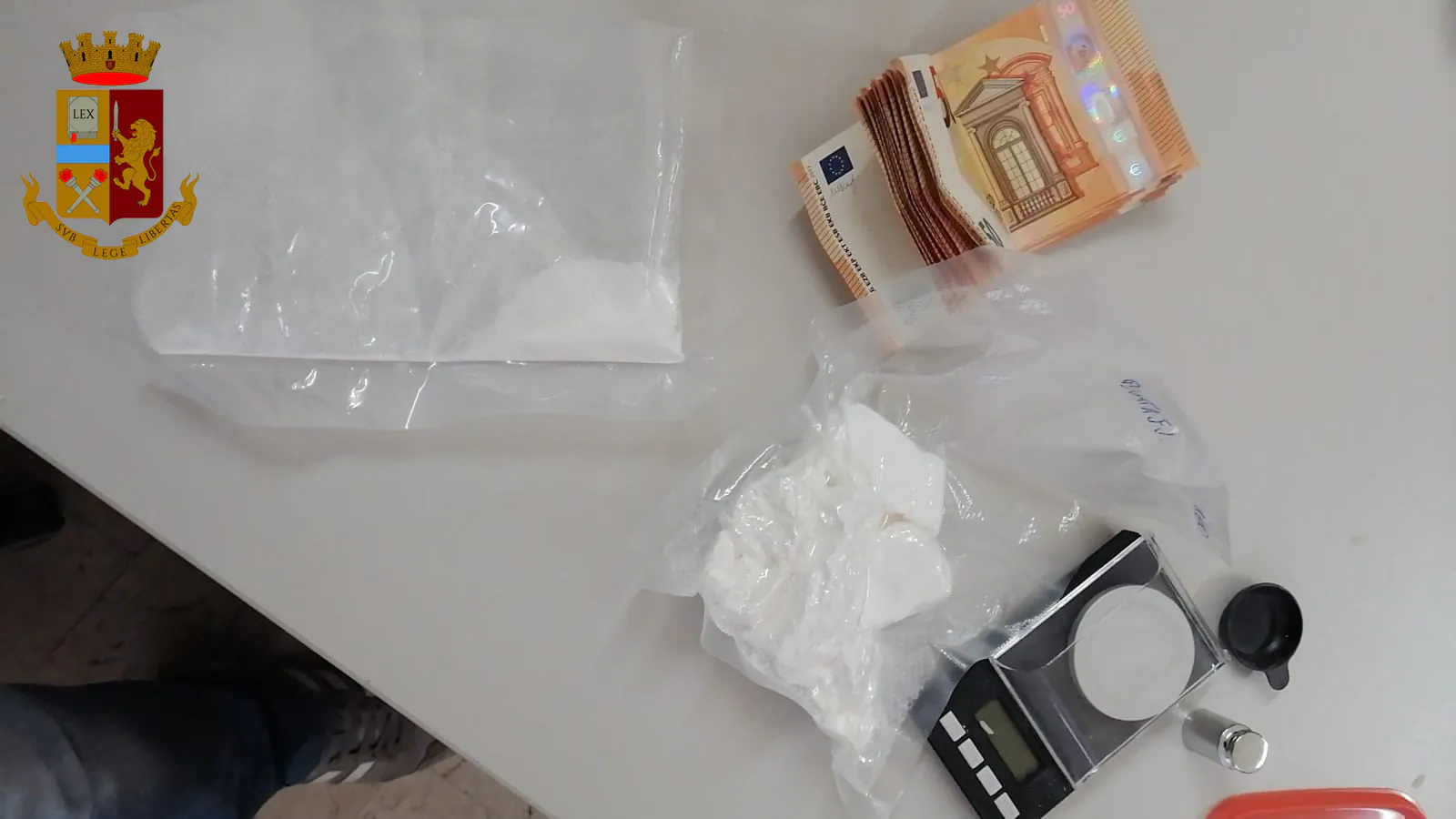 NOME E FOTO. In fuga dal lockdown con la cocaina, marcianisano fermato verso Caserta Sud