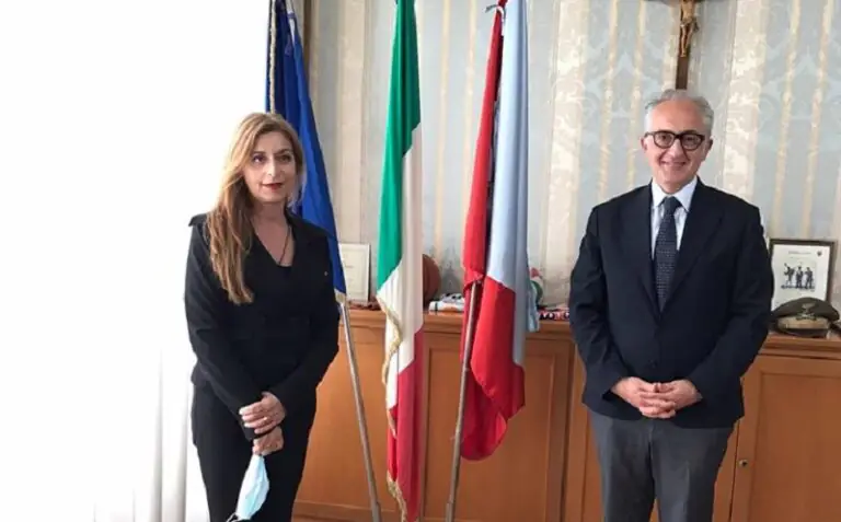 Il sindaco Marino nomina la nuova assessora: è una dirigente scolastica