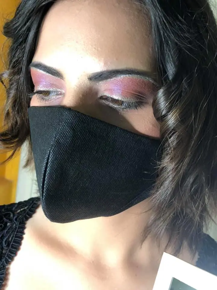 Effetto Covid-19.”A me gli occhi: ecco il make-up a prova di mascherina”