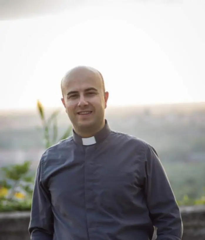 Auguri a Don Nicola Galante: questa sera la cerimonia dell’ordinazione presbiteriale