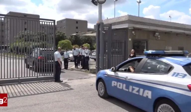 Allarme contagio in carcere: “Mandate a casa chi ha pene brevi da scontare”