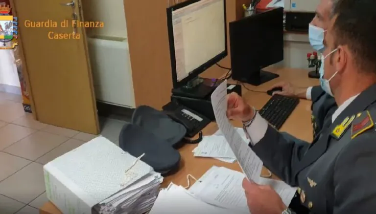 Scarpe, scoperta frode milionaria a conduzione familiare: scattano sequestri per 15 tra ditte e società