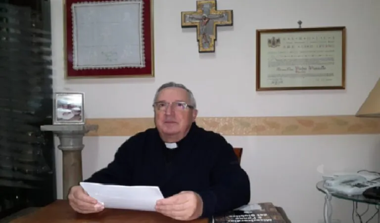 Addio don Pierino, due comunità in lutto