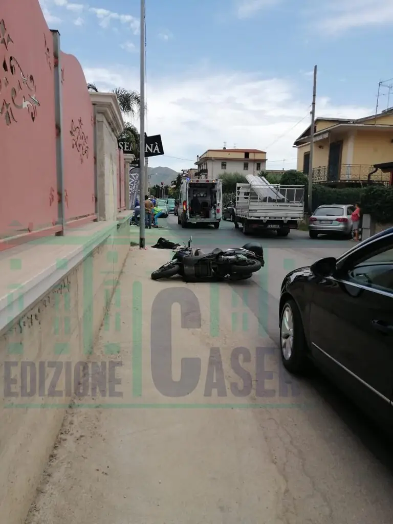 Incidente in Viale Italia: corsa in ospedale