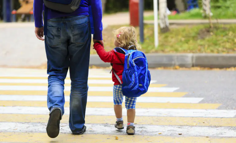 Il Family Act, dal congedo parentale all’assegno per i figli: tutte le misure