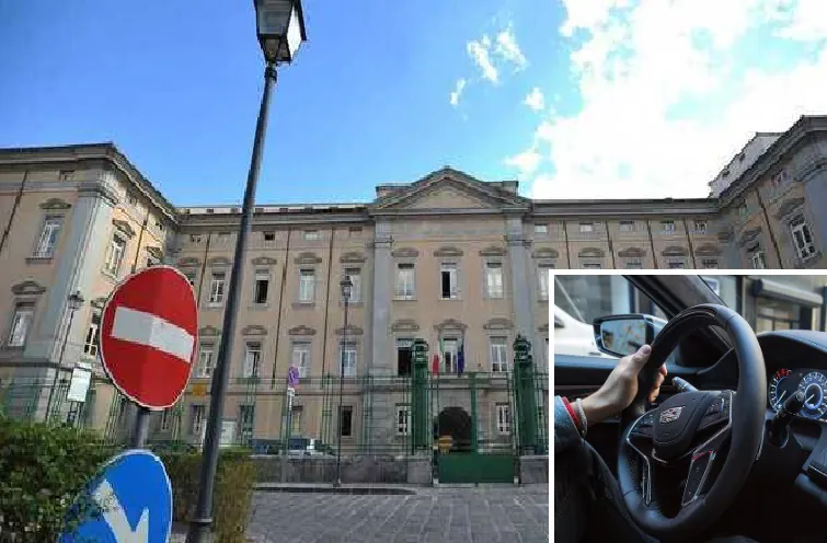 Vigile si finge utente e frega il parcheggiatore del tribunale: maxi multa