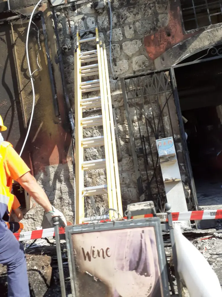 Incendiato un wine bar nella valle Caudina