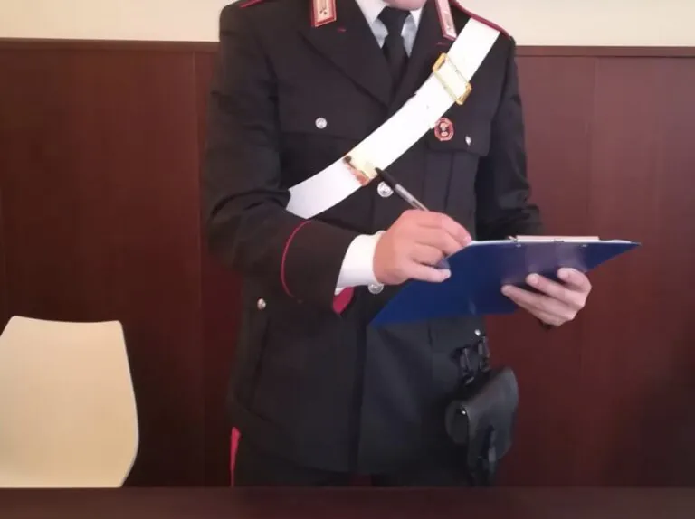 Telefonate continue e minacce all’ex moglie, in cella