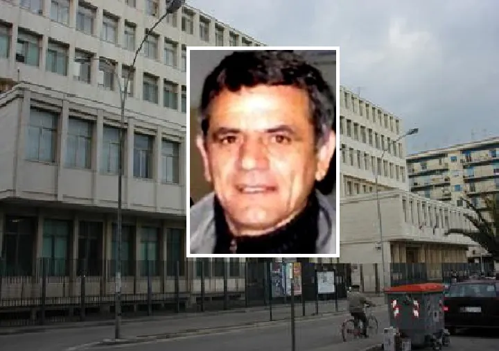 Usura e minacce davanti al bar, colpo di scena: assolto l’ex consigliere comunale