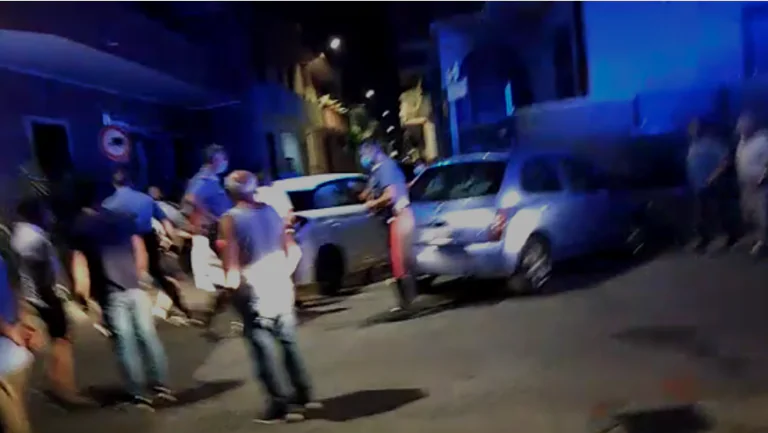 Terribile incidente al trivio: due trasferiti in ospedale. FOTO E VIDEO