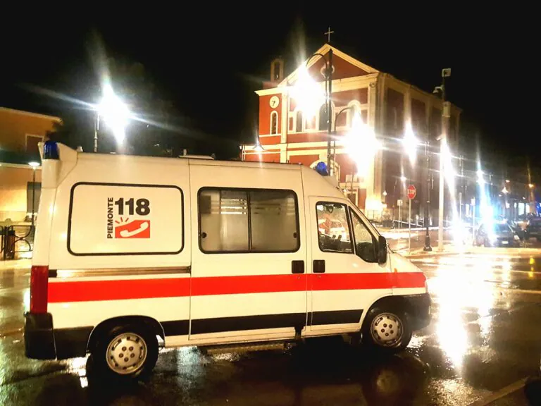 Malore improvviso, tragedia sul corso: muore 55enne