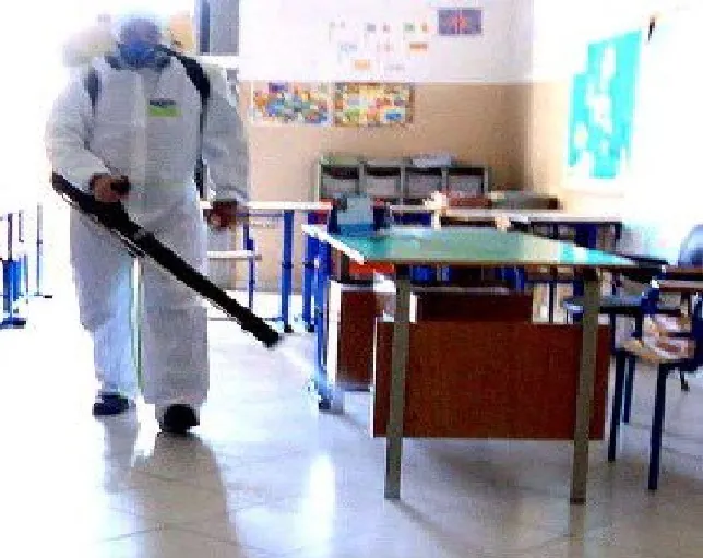 Stop alle lezioni in un’altra scuola, scatta sanificazione
