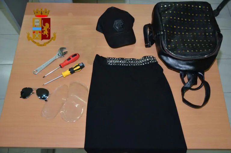 Colpo da 50mila euro in una casa del centro, polizia ferma due fratelli giovanissimi. FOTO